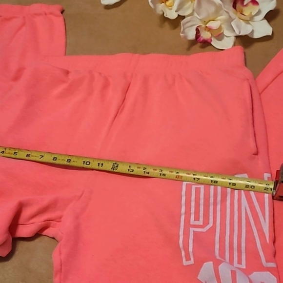 PINK VS Joggers - Picture 6 of 9
